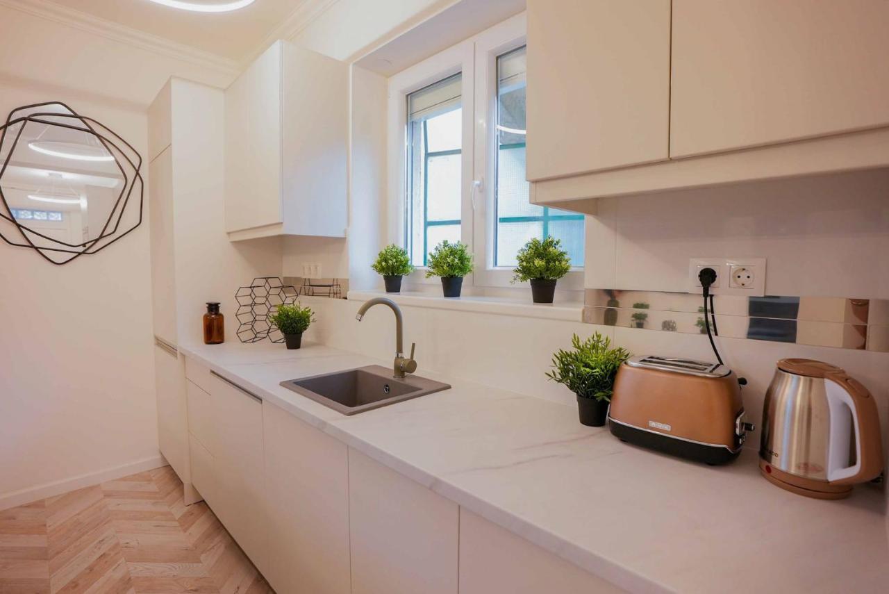 Corvin Avenue Premium Central Apartment Budapest Eksteriør bilde