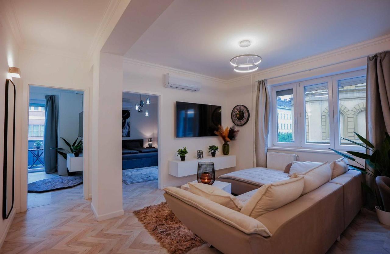 Corvin Avenue Premium Central Apartment Budapest Eksteriør bilde
