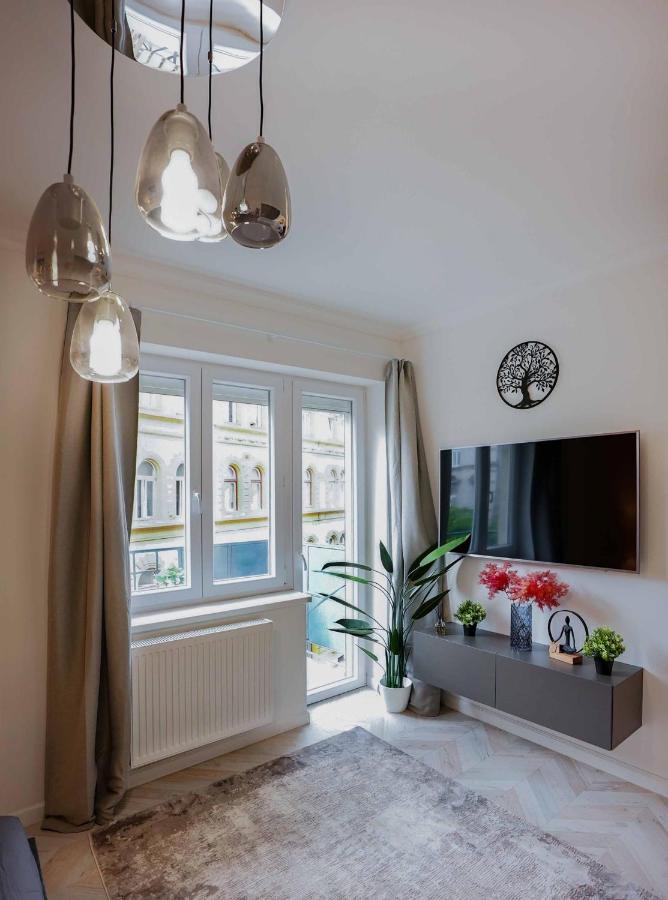 Corvin Avenue Premium Central Apartment Budapest Eksteriør bilde